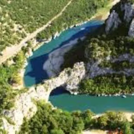 Les Romarins Vallon-Pont-dʼArc