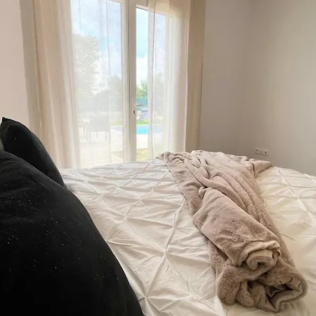 Les Romarins * Vallon-Pont-dʼArc